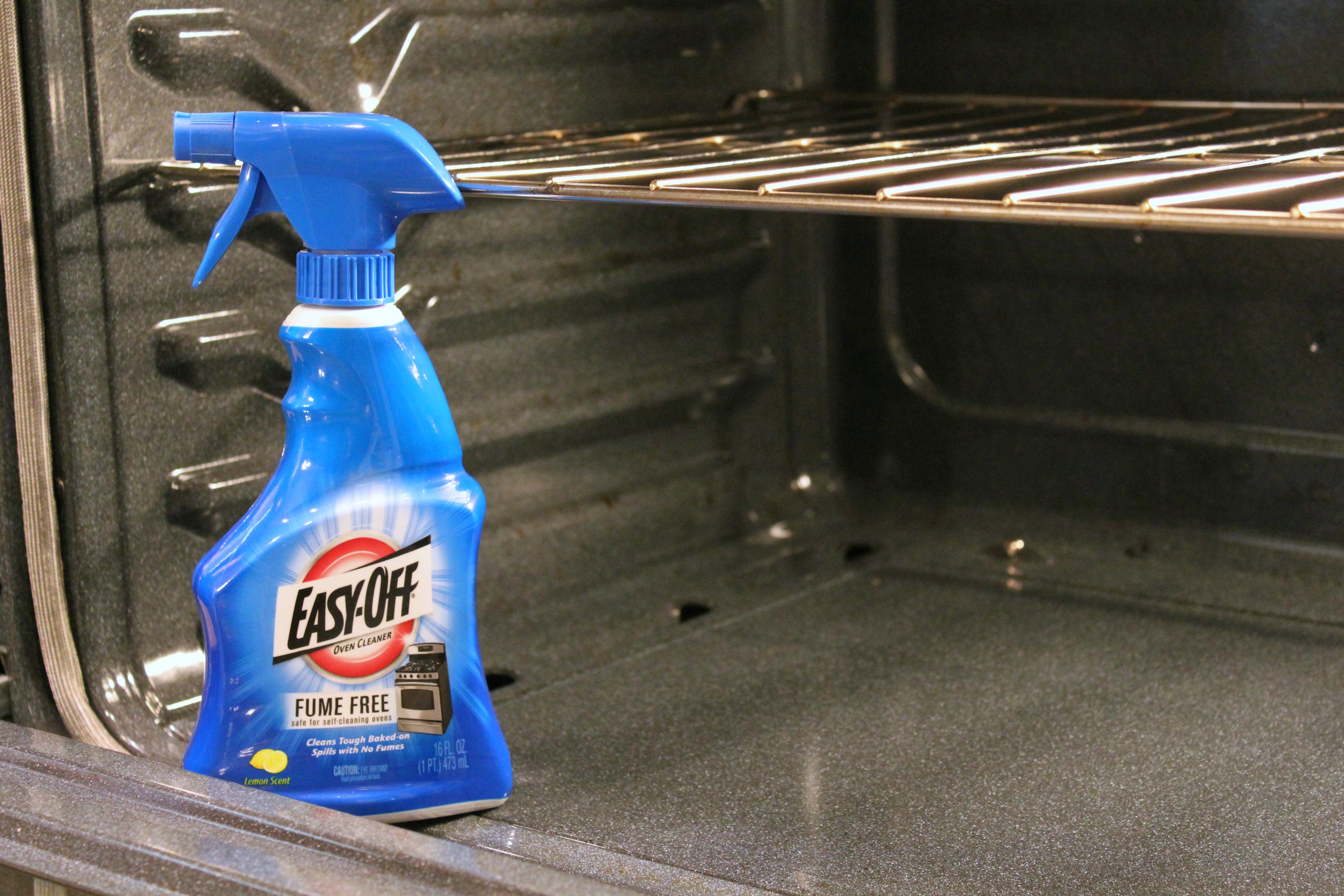 Cleaning Your Oven the Easy Way EOSpringCleaning Simply Being Mommy