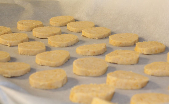 how to make cheese crackers