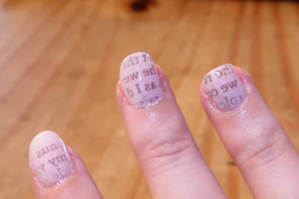 how to do newsprint manicure