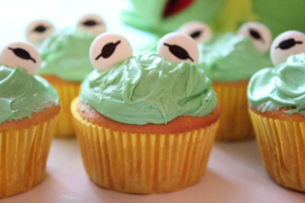 kermit the frog cupcakes