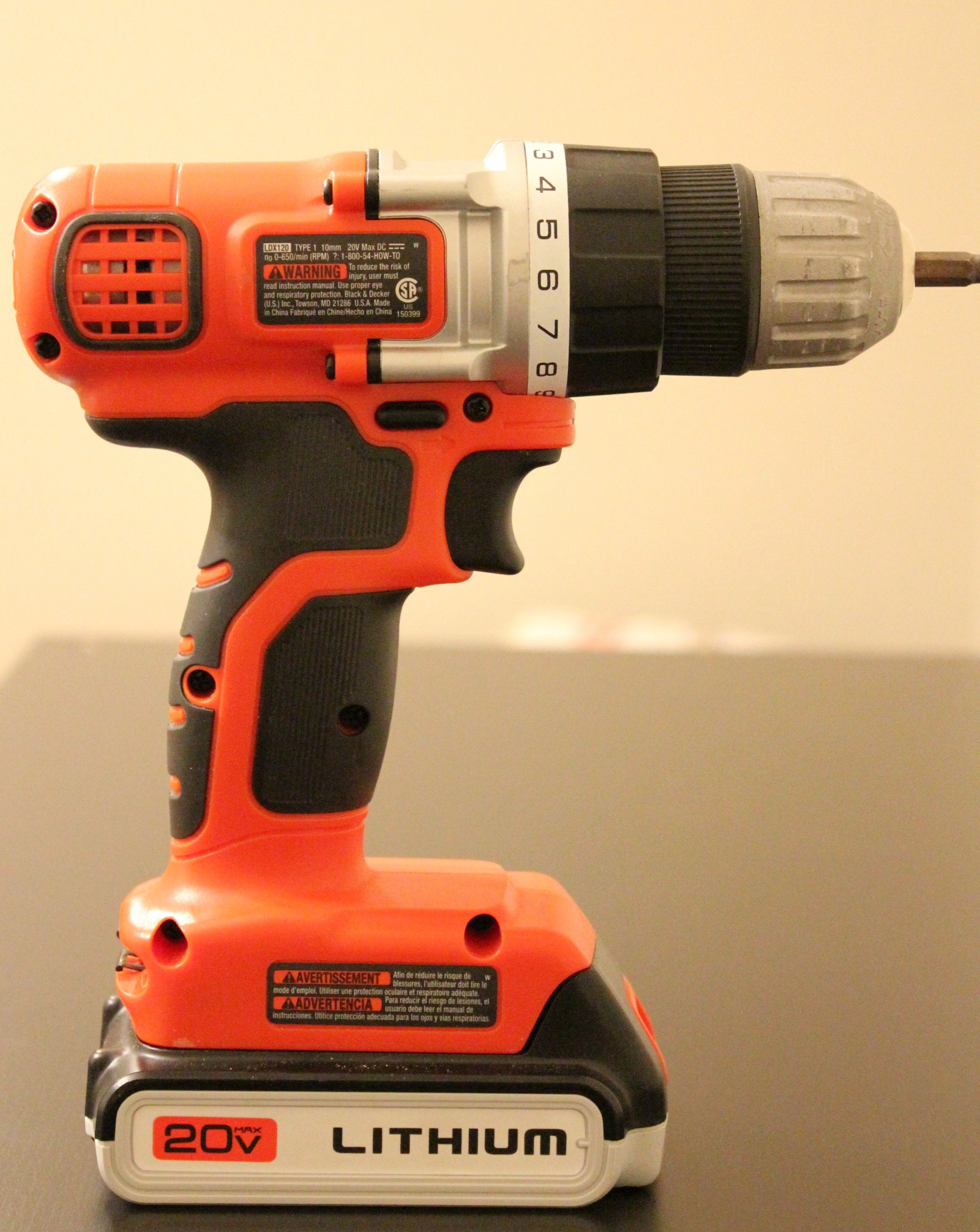 Review Black And Decker ldx120 drill 