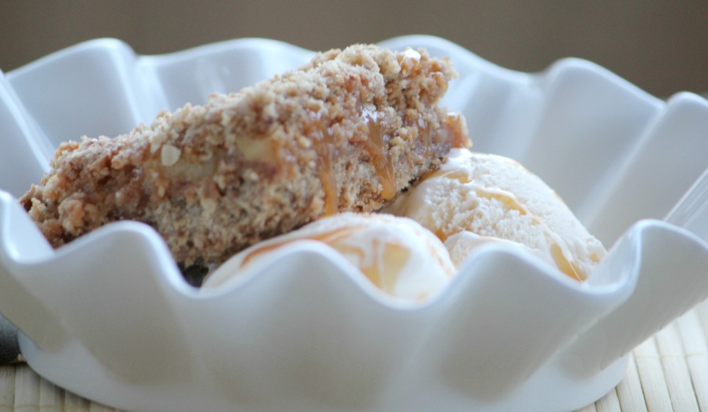 caramel apple streusel squares