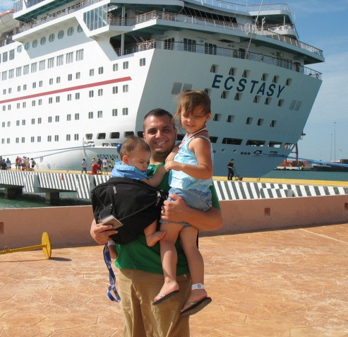 children on a cruise