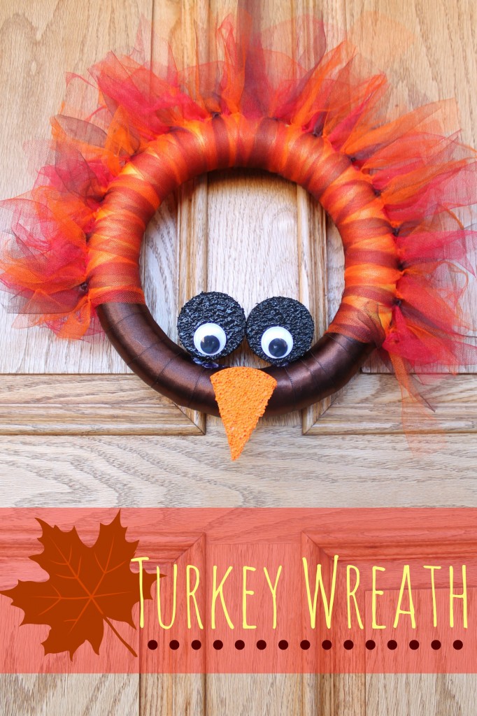 DIY Turkey Wreath // a super easy and incredibly cute wreath to adorn your front door during the month of November. How cute is this turkey, y'all?