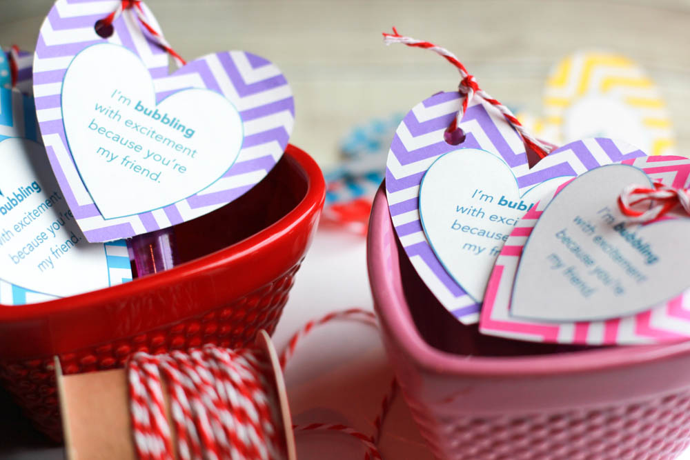 Easy valentine’s day bubble favors printable