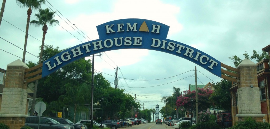 kemah boardwalk entrance