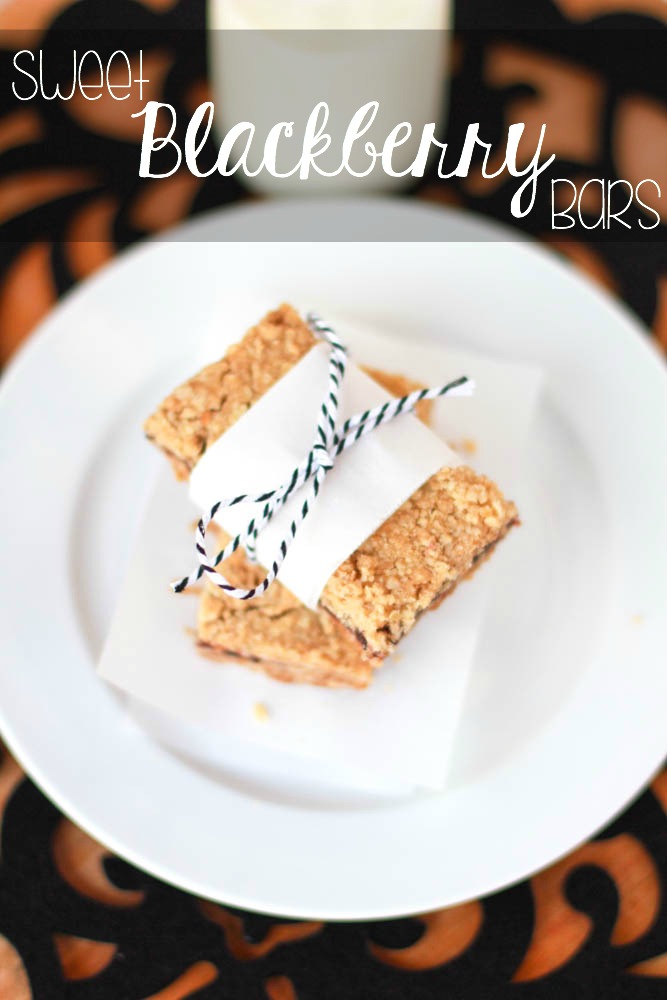 Did you know you could make a delicious breakfast bar with a jarred fruit spread? Try these delicious Sweet Blackberry Bars and see how easy it is.