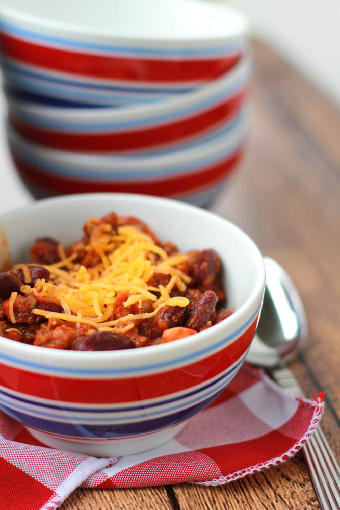 It's almost time to start pulling out the sweaters and jackets. While it may be cold outside, this Italian Sausage Chili is sure to warm you up inside. 