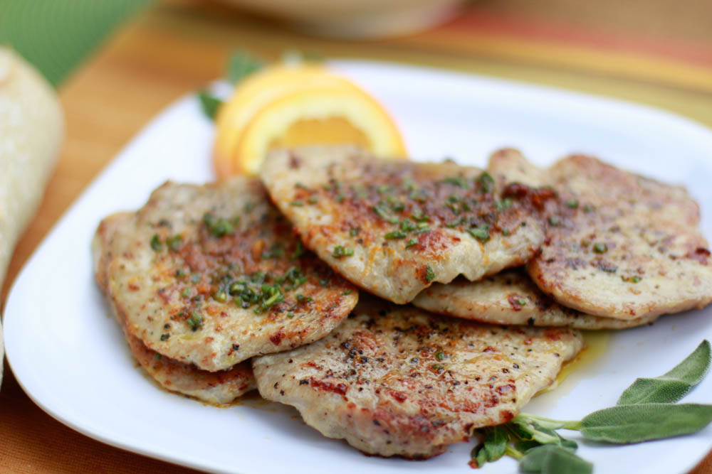 These Orange Sage Pork Chops make the best pork chops. Get the pork chop recipe at simplybeingmommy.com.