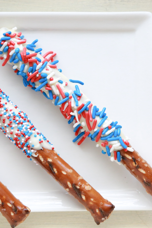 festive Patriotic Pretzels