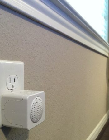 Simply plug in the Kidde RemoteLync Monitor into a single unit in your home and it will listen for any UL listed smoke or CO alarm and immediately alert you that there is a problem.