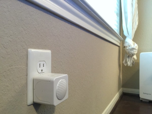 Simply plug in the Kidde RemoteLync Monitor into a single unit in your home and it will listen for any UL listed smoke or CO alarm and immediately alert you that there is a problem.