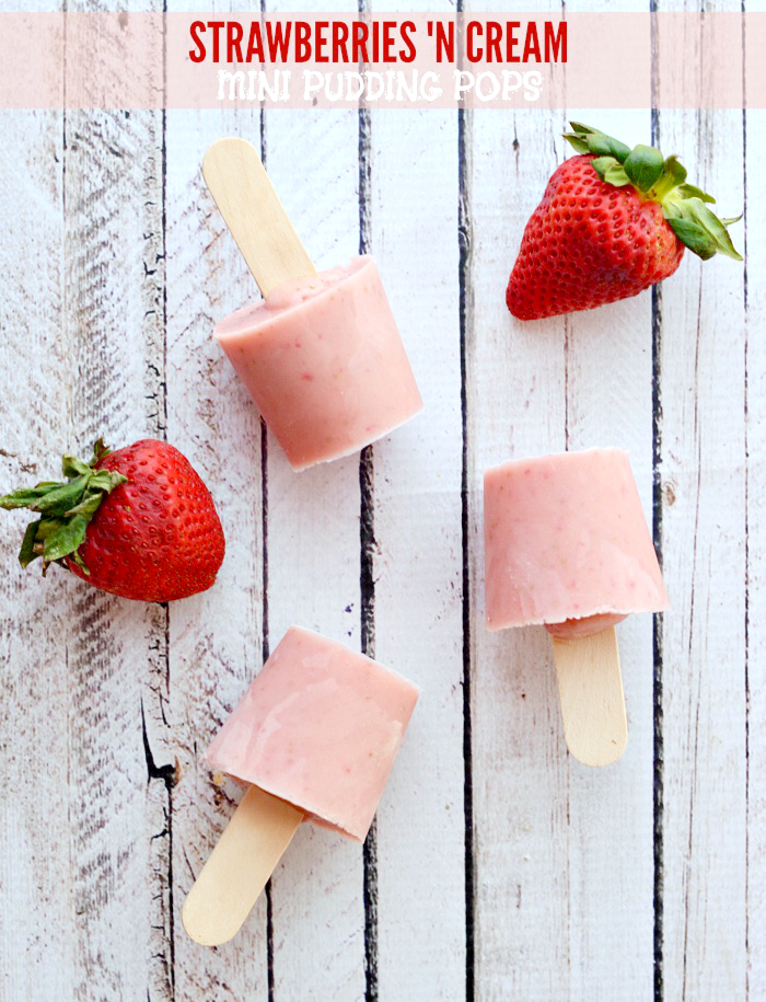 Just because summer is over doesn't mean you still can't enjoy these Strawberries-n-Cream Mini Pudding Pops.
