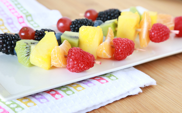 Get your kids in the kitchen and make these Rainbow Fruit Kabobs. Such an easy to way to eat all the colors of the rainbow.