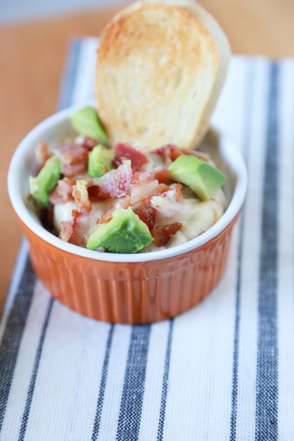 Enjoy some of the flavors of Philly & California with this incredibly indulgent California Cheesesteak Dip! Serve with toasted white crusty bread and enjoy.