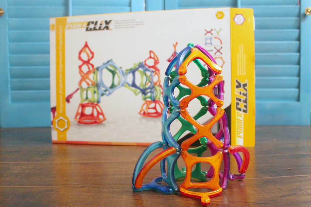 STEM Toys for Kids | PowerClix offers a fun way for kids to experience STEM at home.