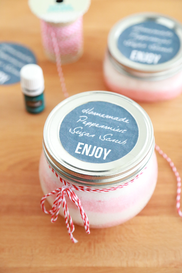 Make your own homemade peppermint sugar scrub quickly and easily! Gift or keep for yourself.