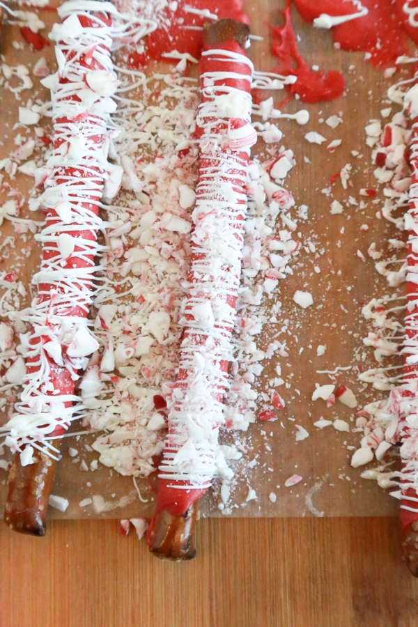 Peppermint Bark Pretzel Rods | Simply Being Mommy