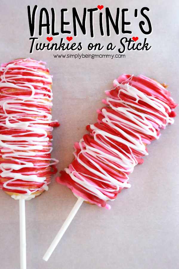 Valentine's Twinkies on a Stick! How much fun are these extra special Twinkies? Super easy to make and they're just so much fun!