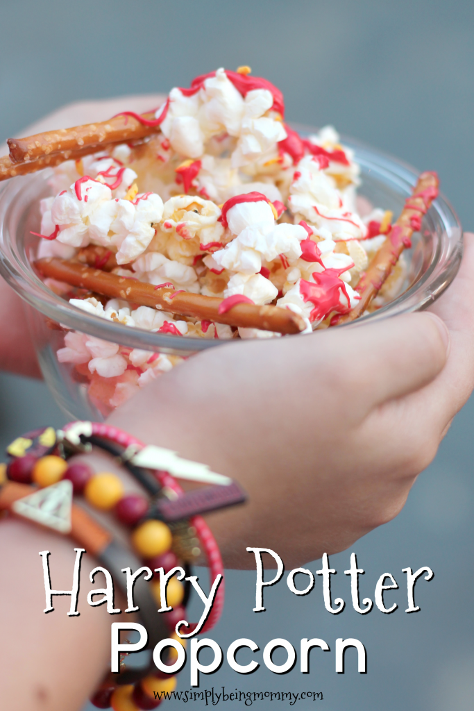 Harry Potter Popcorn - a salty and sweet popcorn concoction, perfect for any and all Harry Potter movie viewing parties.