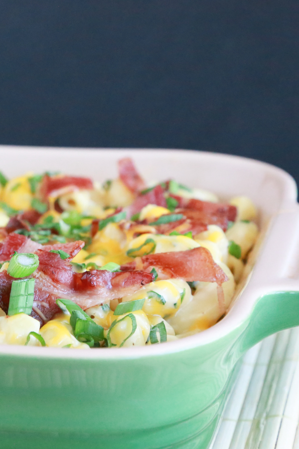 Bacon and Spinach Mac and Cheese. It's as delicious as it sounds. A filling mac and cheese recipe featuring fresh, chopped spinach and crispy bacon.