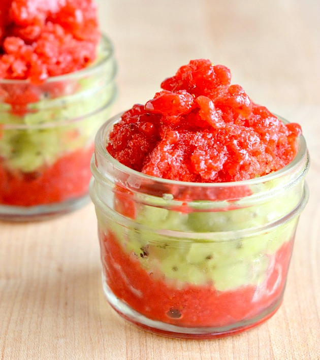 Cool off this summer with a delicious Skinny Strawberry Kiwi Granita. So easy to make and so tasty too!