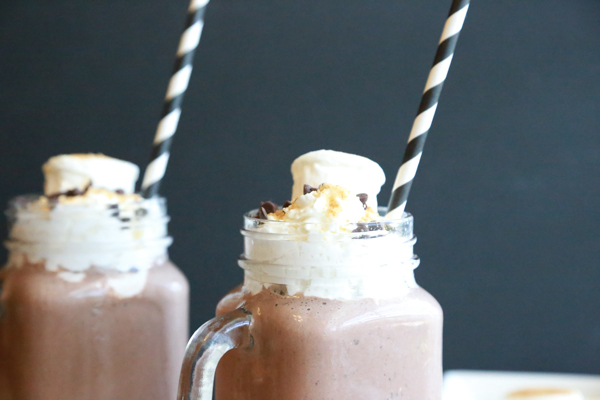 Cool down this summer with these S'Mores Milkshakes. With minimal ingredients & time you can make this tasty treat perfect for those hot, blistery days.