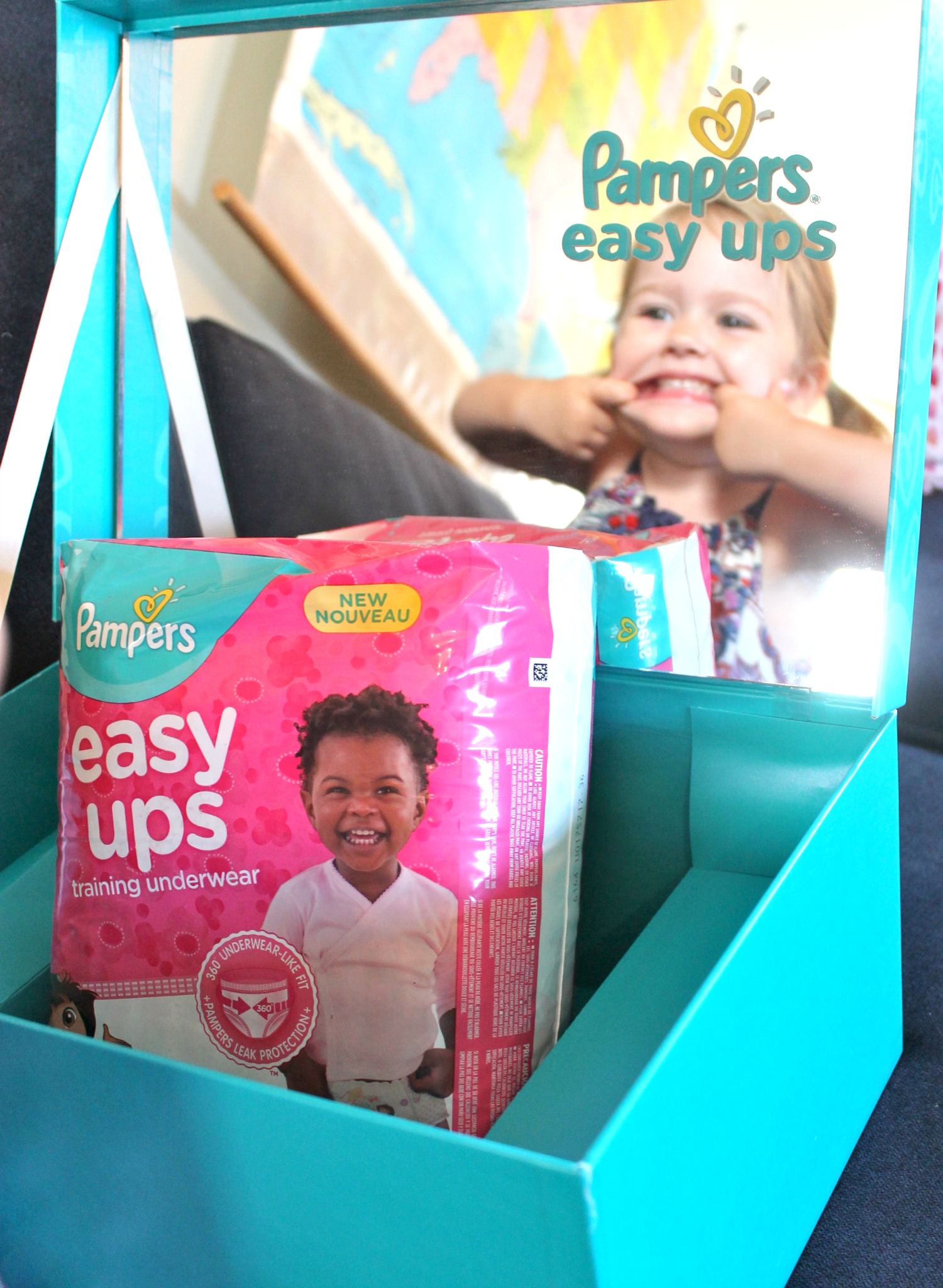 Have a toddler? Thinking about potty training? Here are some signs that I knew my toddler was ready for Pampers Easy Ups.