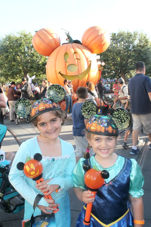 Mickey's Halloween Party is fun for the whole family. See how to manage Mickey's Halloween Party with Toddlers in tow.