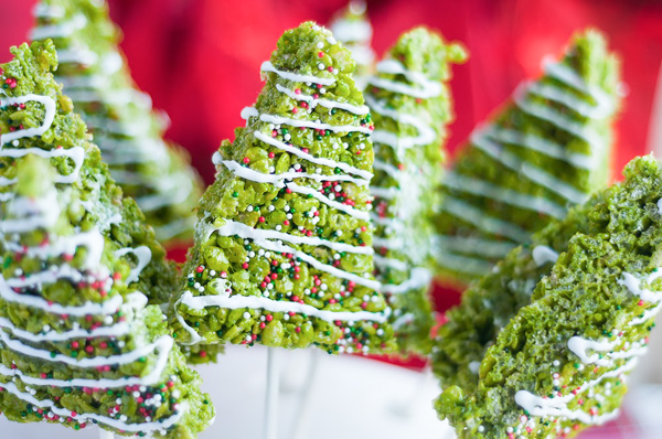 It's Christmas time in the City. Celebrate with these adorably festive Christmas Tree Rice Krispies Treats.