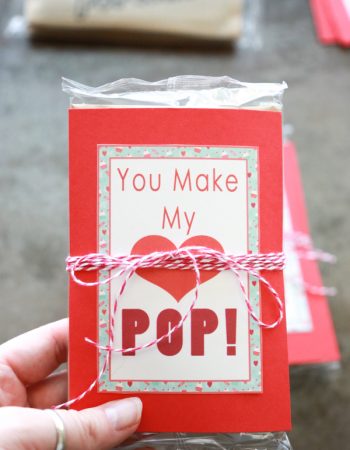 If you would rather forget the candy on Valentine's Day, you'll love this healthier option -- You Make My Heart Pop Valentines printables with popcorn!