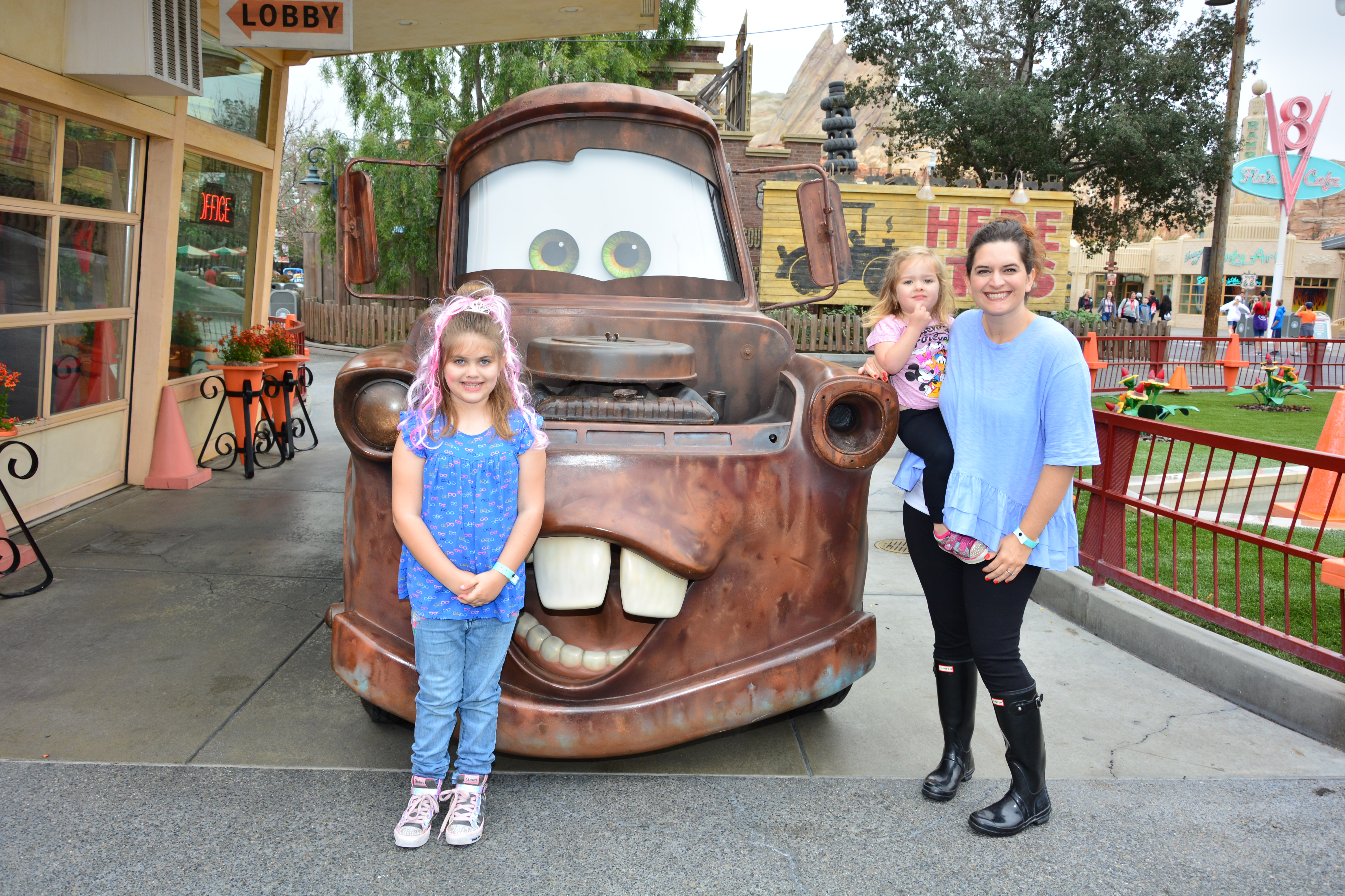Planning a Disneyland vacation with preschoolers in tow? Learn how to do Disneyland with Preschoolers from a California native.