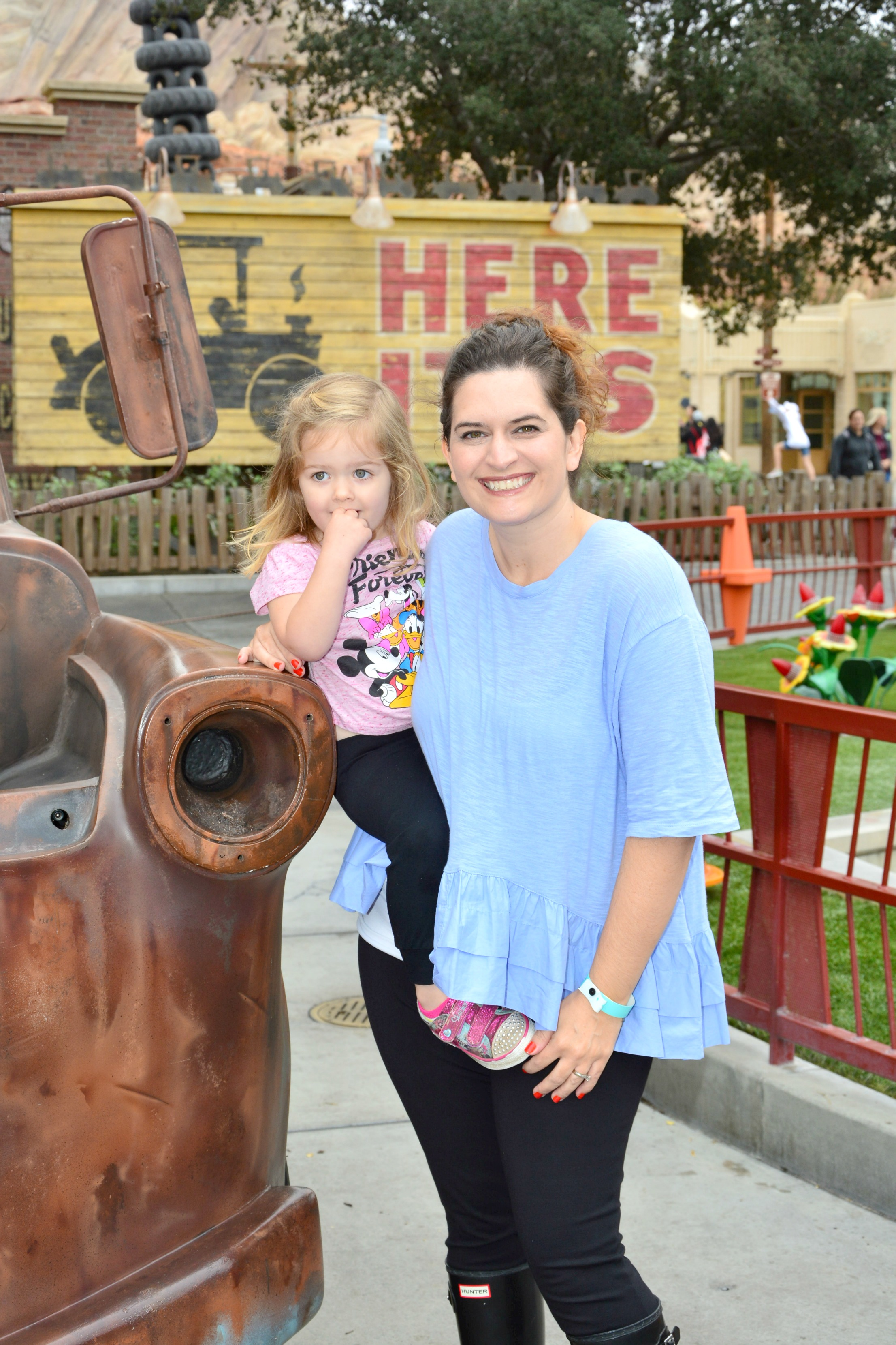 Planning a Disneyland vacation with preschoolers in tow? Learn how to do Disneyland with Preschoolers from a California native.