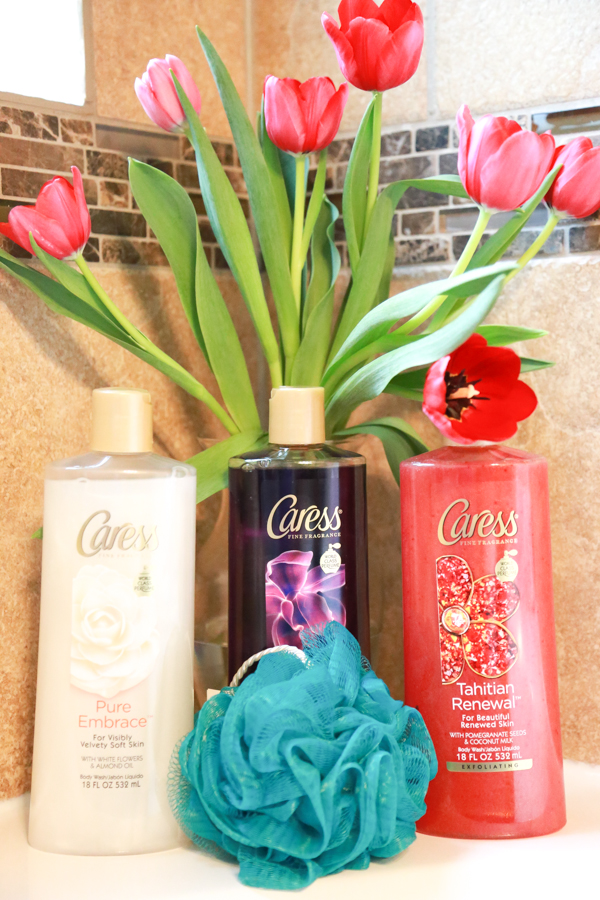 Make it feel like spring in your bathroom with the new Caress body wash bottles. The fragrances will remind you of all the floral hints of spring.