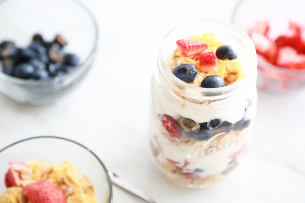 A parfait bar is a perfect breakfast option for picky kids. Have them make their own Berry Breakfast Parfait just the way THEY like it.