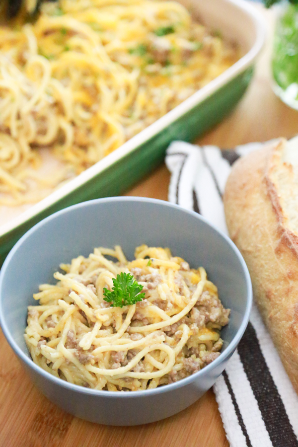 If you want a delicious, easy dinner, try making this Beefy Cheesy Spaghetti Bake!