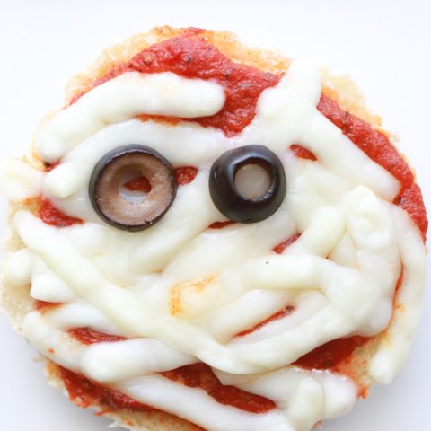 Turn boring English muffins into these spooky English Muffin Mummy Pizzas.