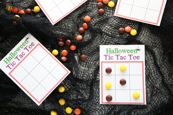 Halloween Tic-Tac-Toe craft activity guide