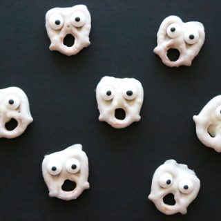 Turn ordinary pretzels into these spooky Mini Ghost Pretzels using just three ingredients. They're so easy to make it's almost scary!