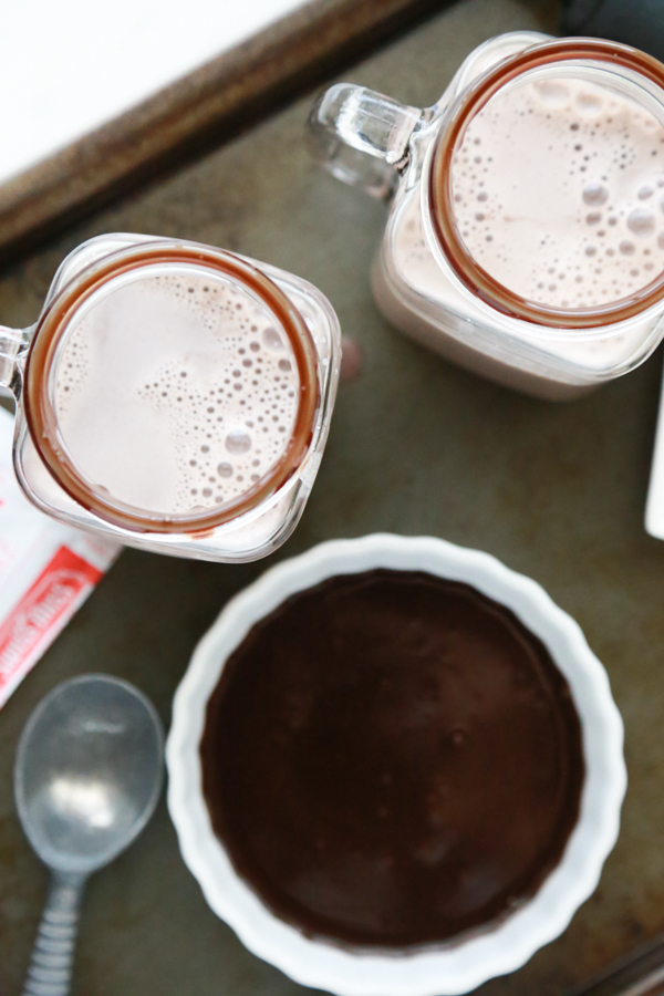 It never occurred to me until a few weeks ago to put ice cream in hot chocolate. I know it seems kind of silly, but y’all, you have to try it. A Hot Chocolate Float is an extraordinary way to have the best of both worlds.