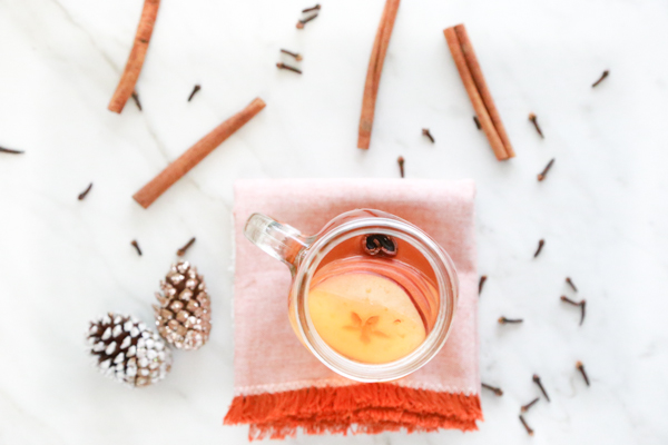 Enjoy the flavors of the season with this Slow Cooker Hot Apple Punch. This non-alcoholic holiday beverage is perfect for everyone at your parties.