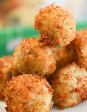 See how you can turn a side of rice into these tasty little Cheddar Broccoli Rice Balls. They're the perfect little appetizer.