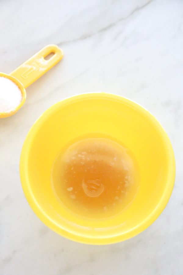 A great way to pamper yourself this Mother's Day is by whipping up a batch of this DIY Lemon Lip Scrub for yourself or that special woman in your life.