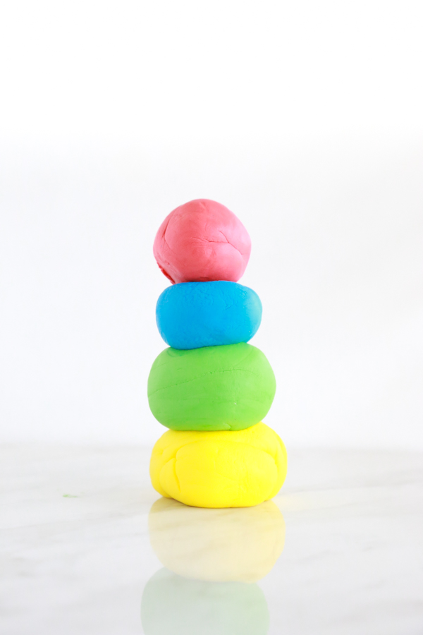 make play dough with marshmallows