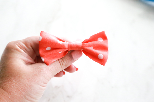 These DIY No Sew Bow Ties are so easy to make and lets face it – they’re adorable, too!