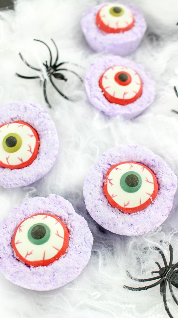 spooky bath bombs for halloween