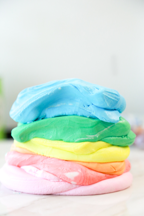 how to make colored cloud dough