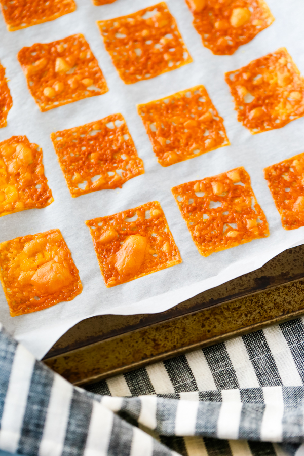 low carb cheese crackers