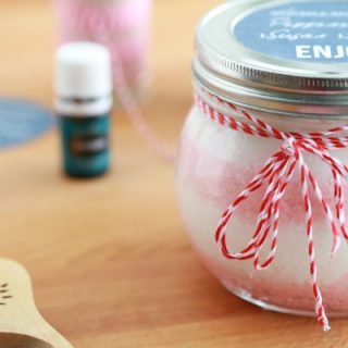 Homemade Peppermint Sugar Scrub