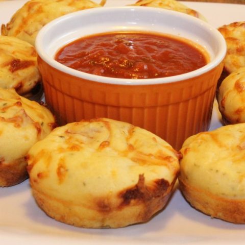 Pepperoni Pizza Muffins